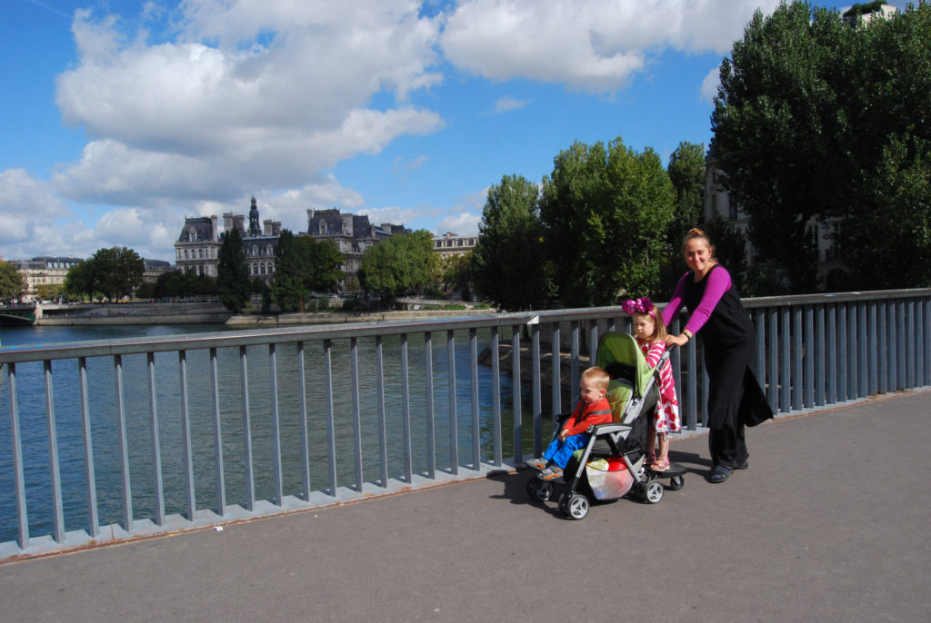 3 kuud abikaasaga Pariisis Cité des Artsi residentuuris. 2013